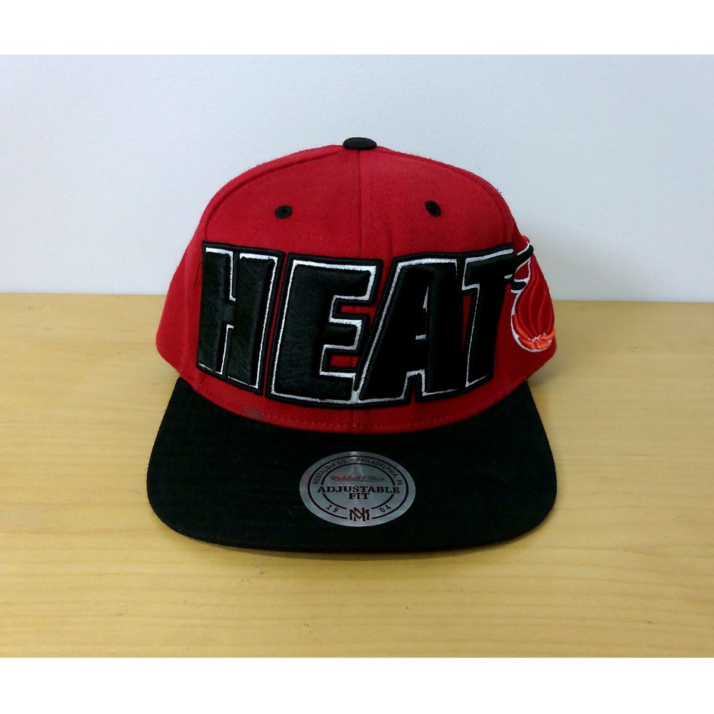 Miami Heat Mitchell & Ness NBA Hardwood Classics Snapback Hat Red Black Cap